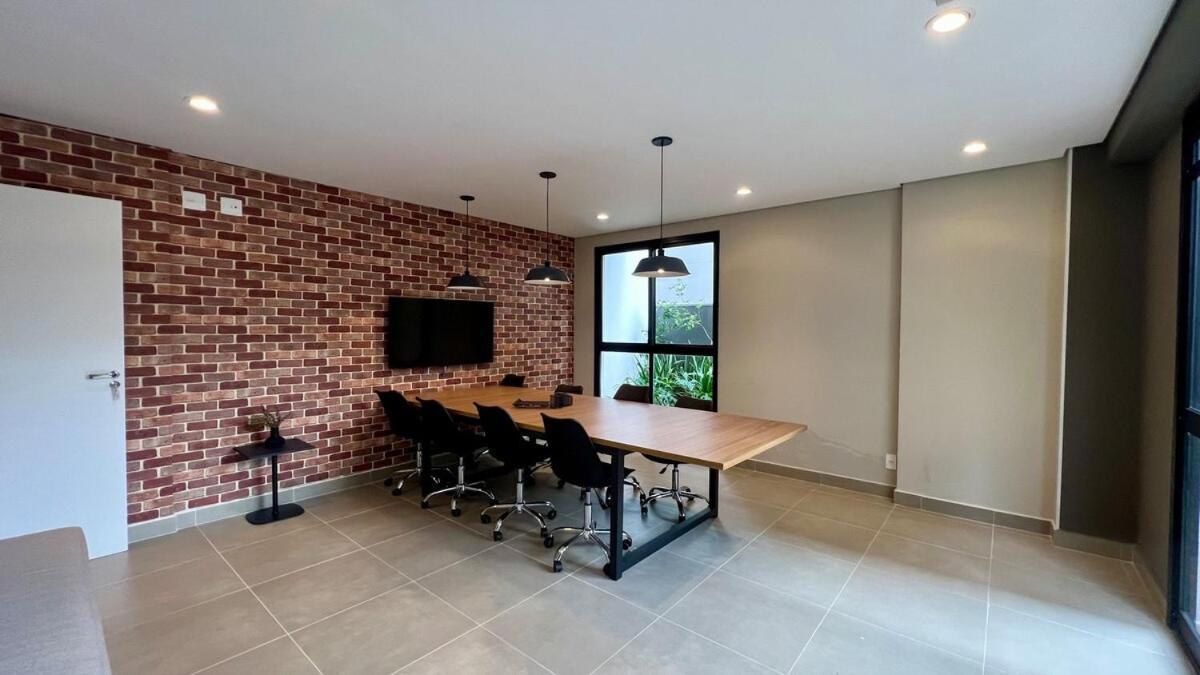 Apartamento Estudio Perto Do Metro, Restaurantes E Comercios *